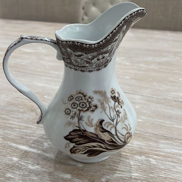 ANTIQUE REFLECTIONS by J. Godinger 7 .5" pitcher and pair of mugs - Picture 5 of 9